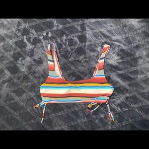 No Boundaries swim top